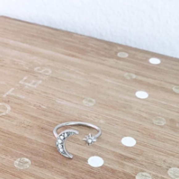 Celestial ring - Picture 2 of 3